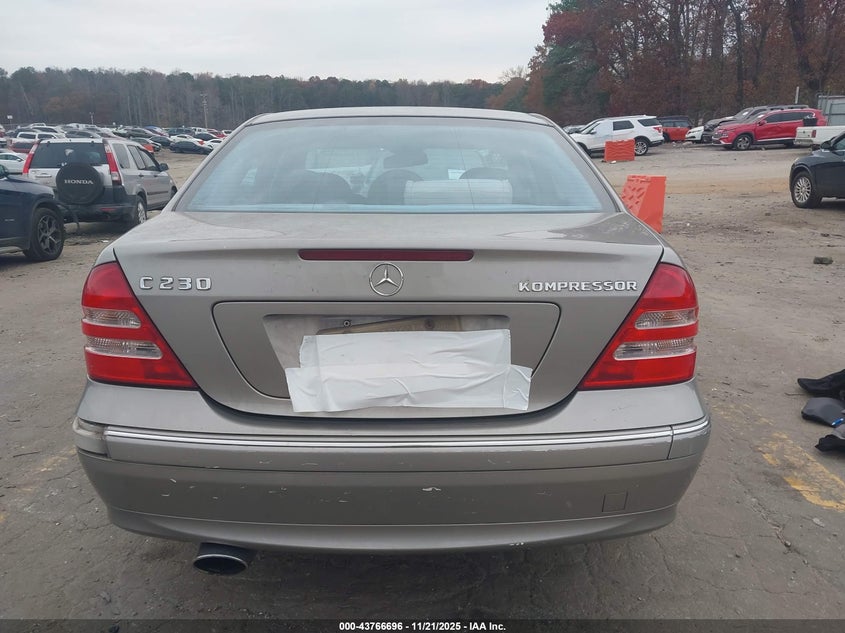 2004 Mercedes-Benz C 230 Kompressor Sport/Sport VIN: WDBRF40J44A602503 Lot: 43766696