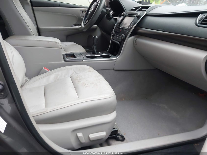 2015 Toyota Camry Xle V6