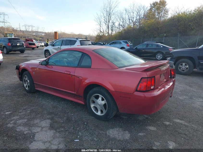 1FAFP4048YF223157 2000 FORD MUSTANG photo no. 3
