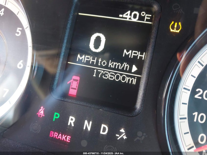 2019 Ram 1500 Classic Tradesman 4X4 8' Box VIN: 3C6JR7DT7KG585821 Lot: 43766710