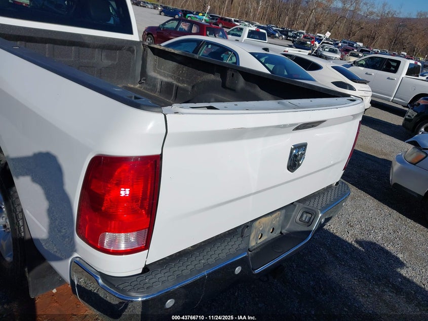 2019 Ram 1500 Classic Tradesman 4X4 8' Box VIN: 3C6JR7DT7KG585821 Lot: 43766710