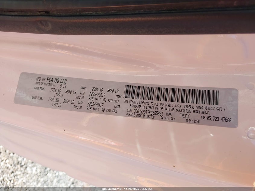 2019 Ram 1500 Classic Tradesman 4X4 8' Box VIN: 3C6JR7DT7KG585821 Lot: 43766710