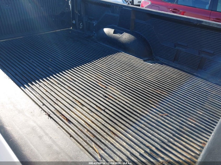 2020 Ram 1500 Classic Tradesman 4X4 8' Box VIN: 3C6JR7DT8LG211199 Lot: 43766734