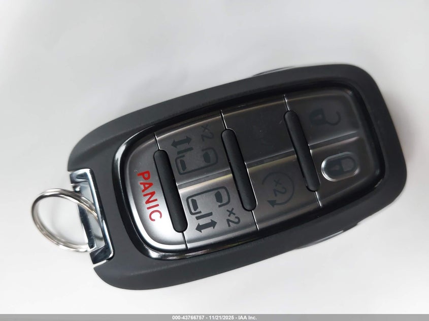 2024 Chrysler Pacifica Touring L VIN: 2C4RC1BGXRR141465 Lot: 43766757