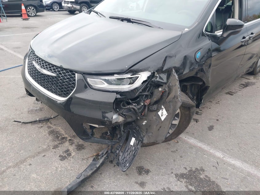 2023 Chrysler Pacifica Hybrid Touring L VIN: 2C4RC1L77PR522928 Lot: 43766809