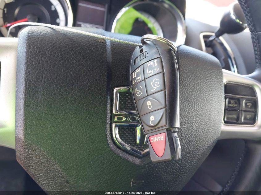 2016 Dodge Grand Caravan R/T VIN: 2C4RDGEG7GR146390 Lot: 43766817