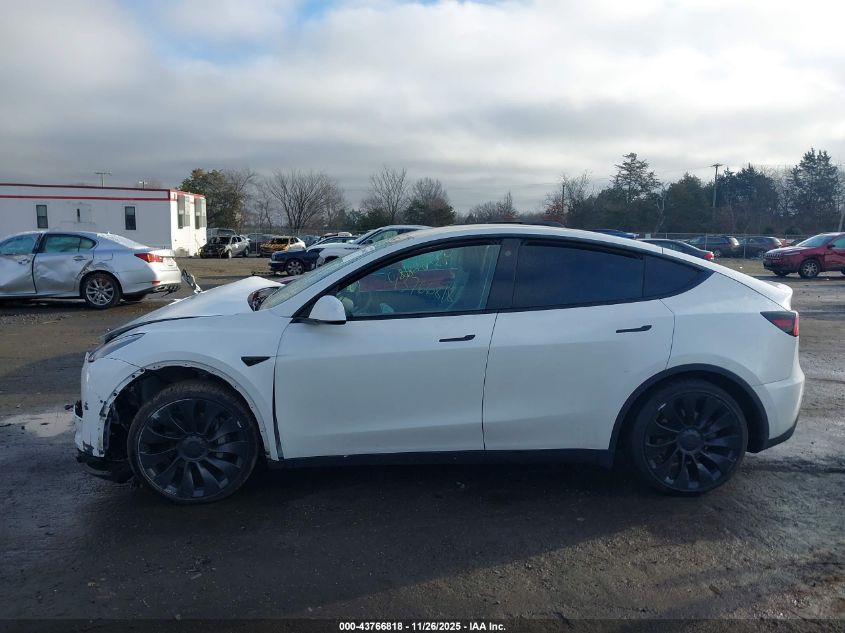 2021 Tesla Model Y Long Range Dual Motor All-Wheel Drive VIN: 5YJYGAEE5MF191382 Lot: 43766818