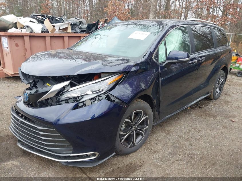 2025 Toyota Sienna - 5TDESKFC7SS208387