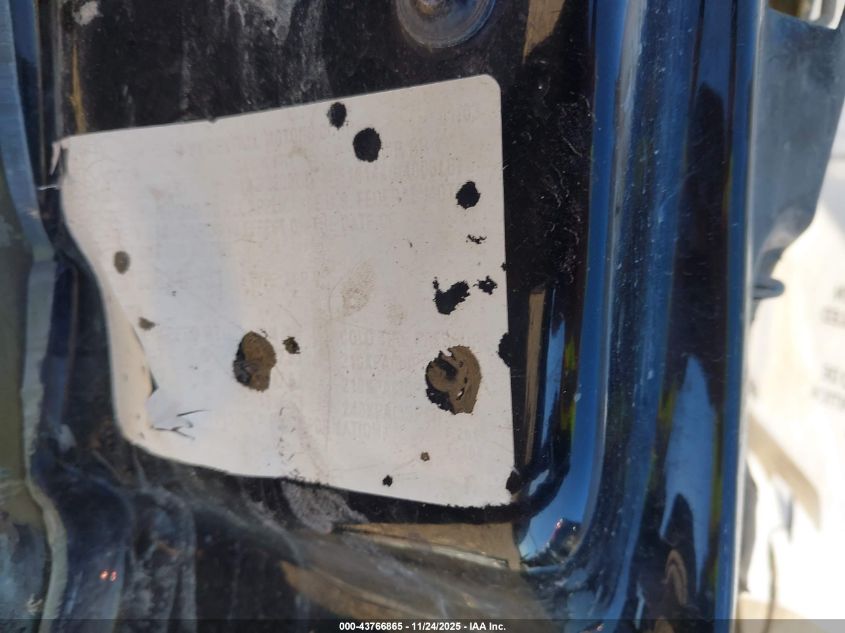 2003 Cadillac Escalade Standard VIN: 1GYEC63T33R213931 Lot: 43766865