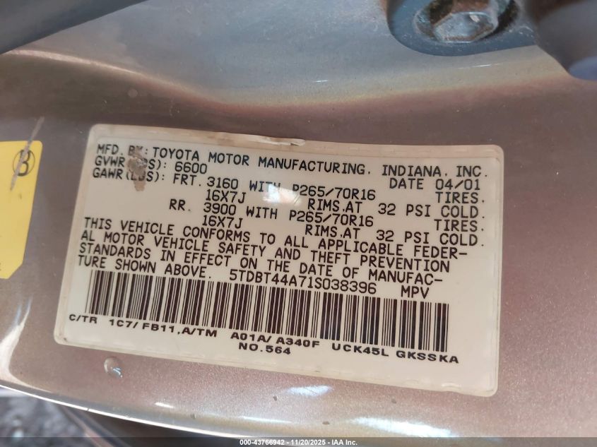 2001 Toyota Sequoia Sr5 V8 VIN: 5TDBT44A71S038396 Lot: 43766942