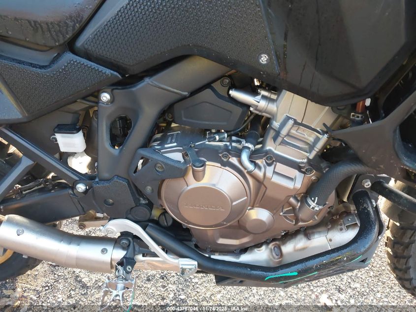 2021 Honda Crf1100 A4 VIN: JH2SD1023MK100101 Lot: 43767046