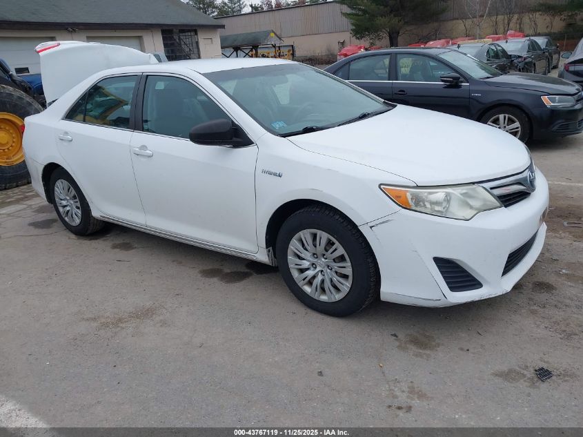TOYOTA CAMRY HYBRID LE