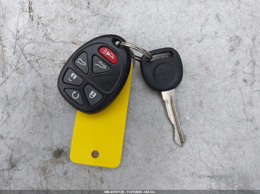 2007 GMC Yukon Denali VIN: 1GKFK63827J253838 Lot: 43767120