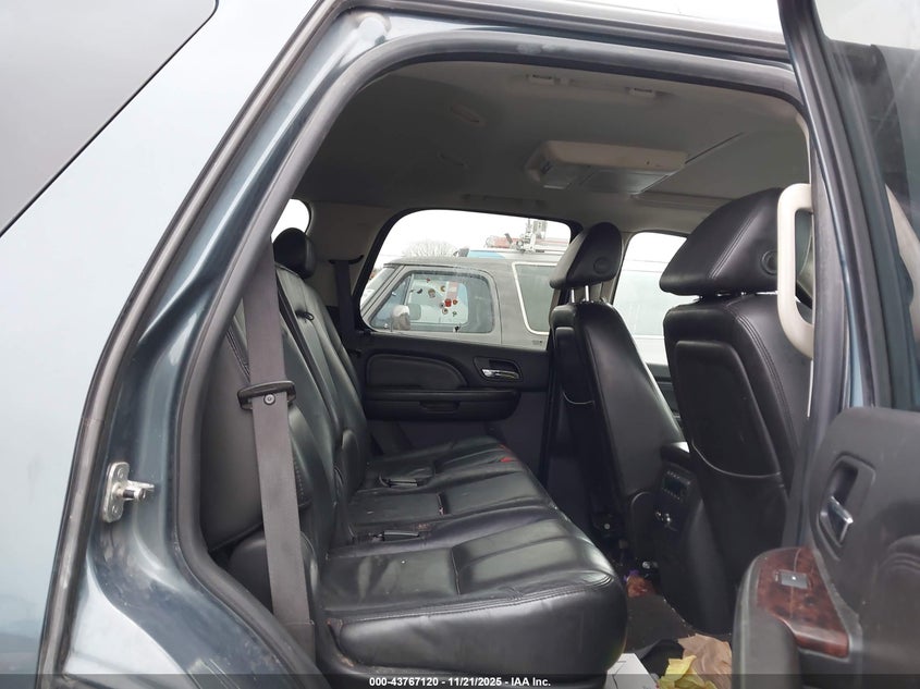 2007 GMC Yukon Denali VIN: 1GKFK63827J253838 Lot: 43767120