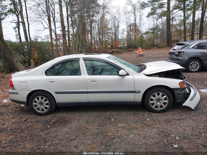 2001 Volvo S60 2.4 VIN: YV1RS61R812072775 Lot: 43767144