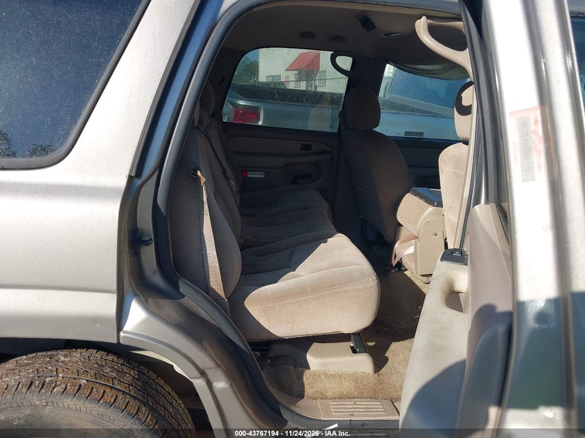 2003 Chevrolet Tahoe Ls VIN: 1GNEC13V83R114829 Lot: 43767194