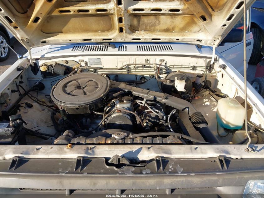 1987 Mazda B2000 VIN: JM2UF111XH0583181 Lot: 43767203