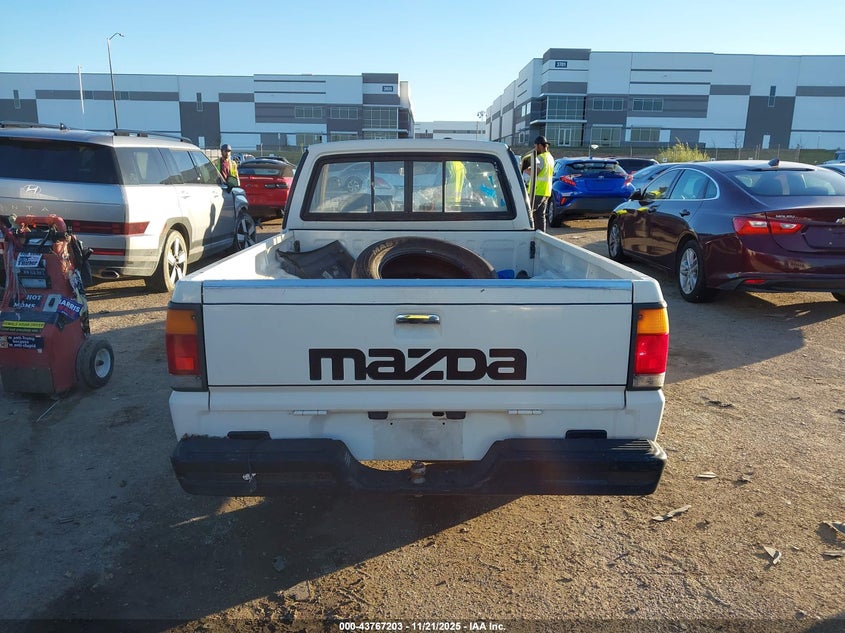 1987 Mazda B2000 VIN: JM2UF111XH0583181 Lot: 43767203