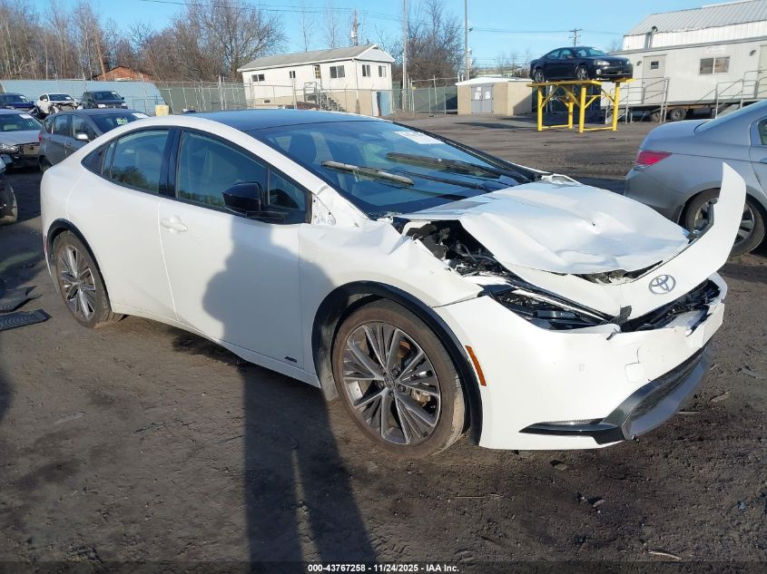 TOYOTA PRIUS XLE AWD-E
