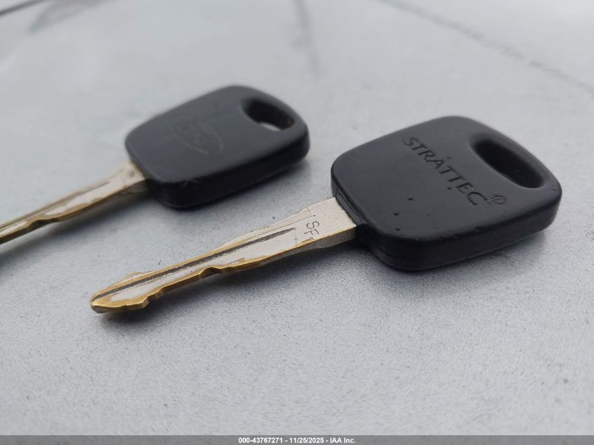 2005 Ford Focus Zx4 VIN: 1FAFP34N95W118927 Lot: 43767271