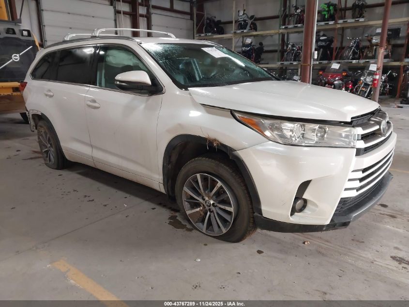 TOYOTA HIGHLANDER XLE