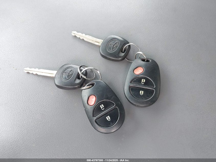 2008 Toyota Tundra Sr5 5.7L V8 VIN: 5TFBV54198X077043 Lot: 43767308