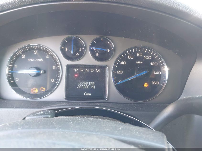 2008 Cadillac Escalade Standard VIN: 1GYFK63808R125137 Lot: 43767362