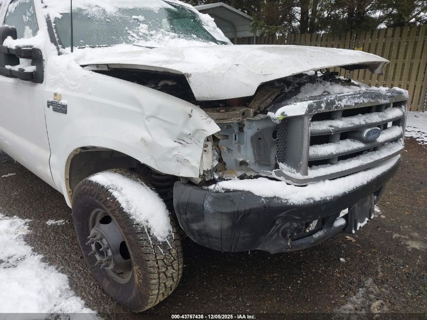 1999 Ford F-350 Lariat/Xl/Xlt VIN: 1FTWW32S5XEA36420 Lot: 43767436