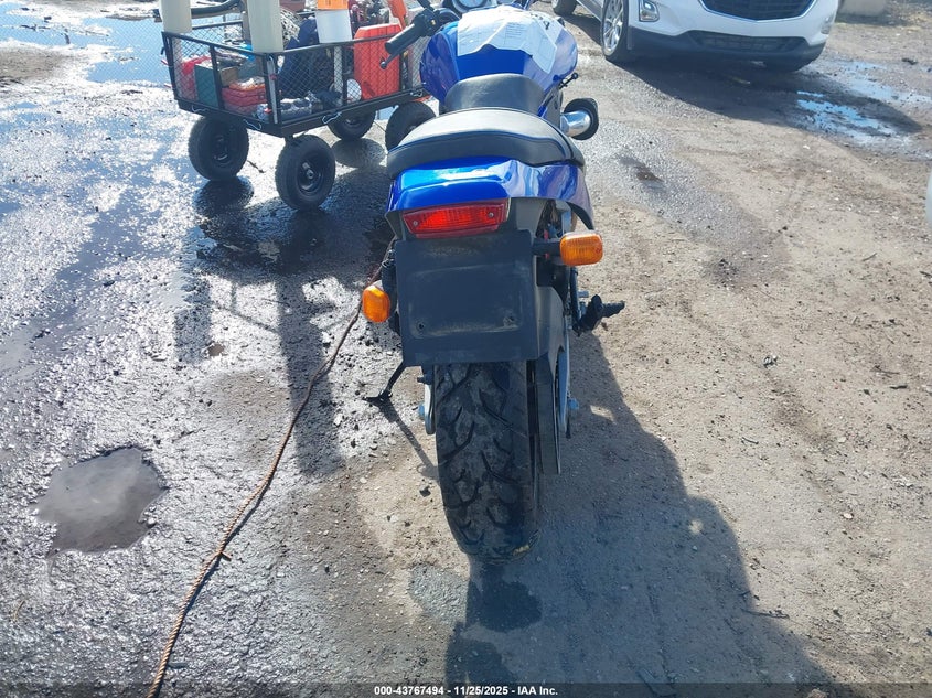 4MZKS11J3Y3302730 2000 BUELL  photo no. 6