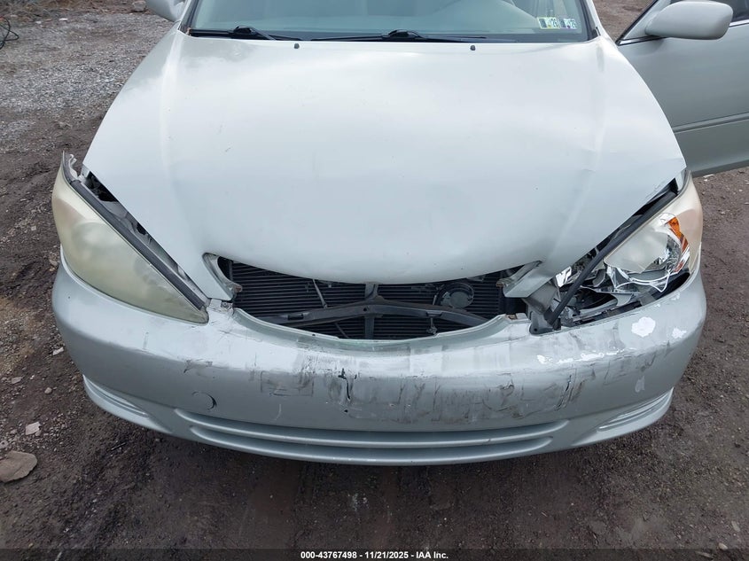 2004 Toyota Camry Le VIN: 4T1BE32K94U353485 Lot: 43767498