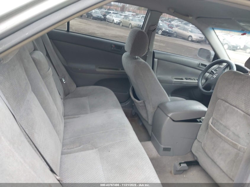 2004 Toyota Camry Le VIN: 4T1BE32K94U353485 Lot: 43767498