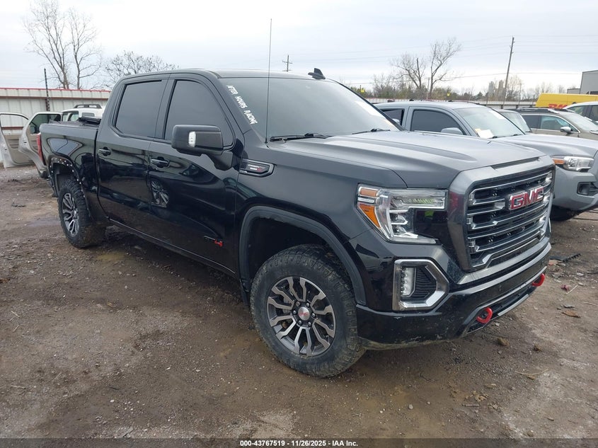 GMC SIERRA 1500 4WD SHORT BOX AT4