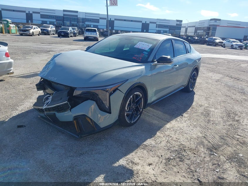 Vin: 3kpfw4de2se169307, lot: 44262961, kia k4 gt-line 20252