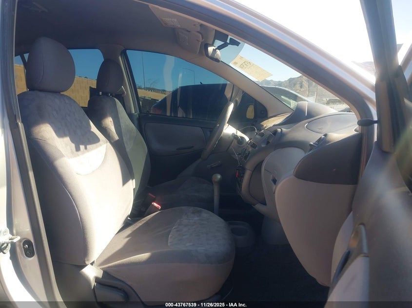 JTDBT123210154191 2001 TOYOTA ECHO photo no. 5