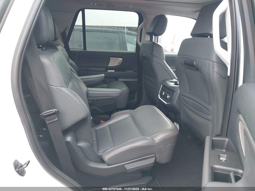 1FMJU1J89SEA22924 2025 FORD EXPEDITION photo no. 8