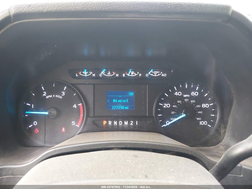 1FD8W3HT2KEG56932 2019 FORD F350 photo no. 5