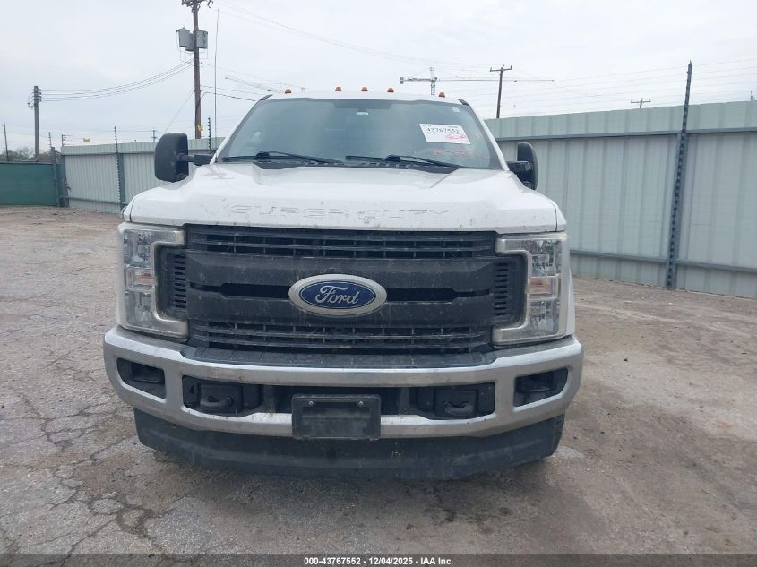 2019 Ford F-350 Chassis Xl VIN: 1FD8W3HT2KEG56932 Lot: 43767552