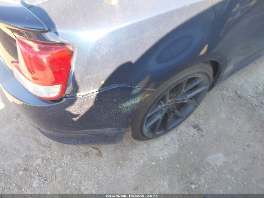 2011 Scion Tc VIN: JTKJF5C79B3021951 Lot: 43767606