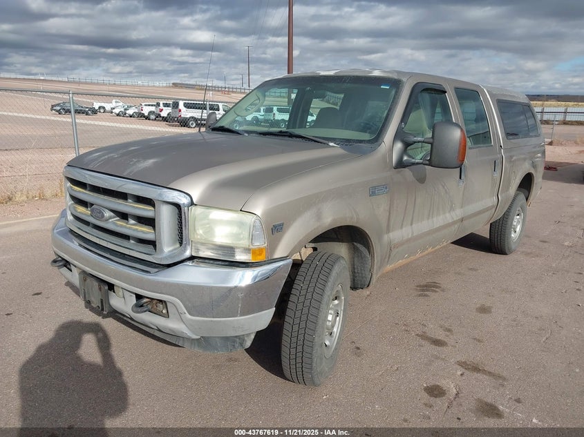 1FTNW21SX3ED65910 2003 FORD F250 photo no. 2