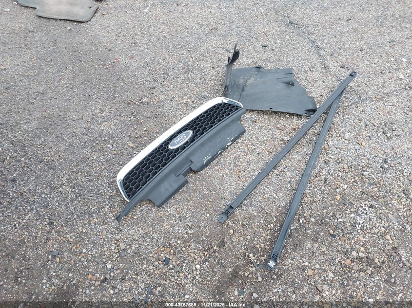 2003 Ford Escape Xlt VIN: 1FMYU93163KA11976 Lot: 43767685