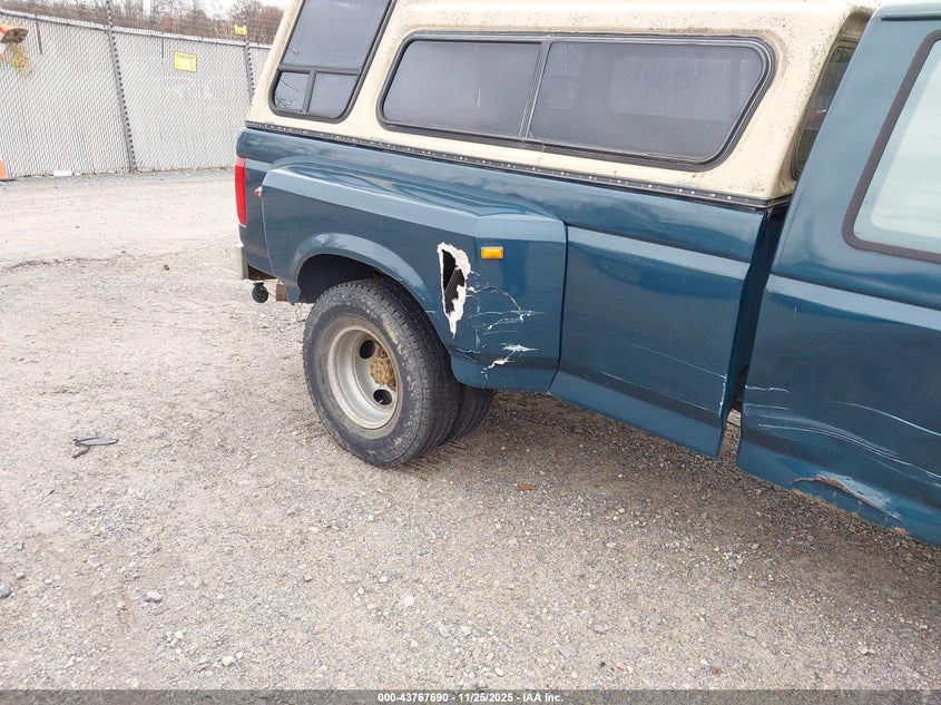 1997 Ford F-350 Xl VIN: 1FTJX35F2VEC26419 Lot: 43767690