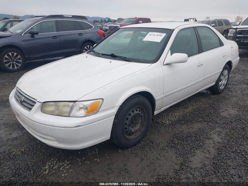 JT2BF22K3Y0242187 2000 TOYOTA CAMRY photo no. 2