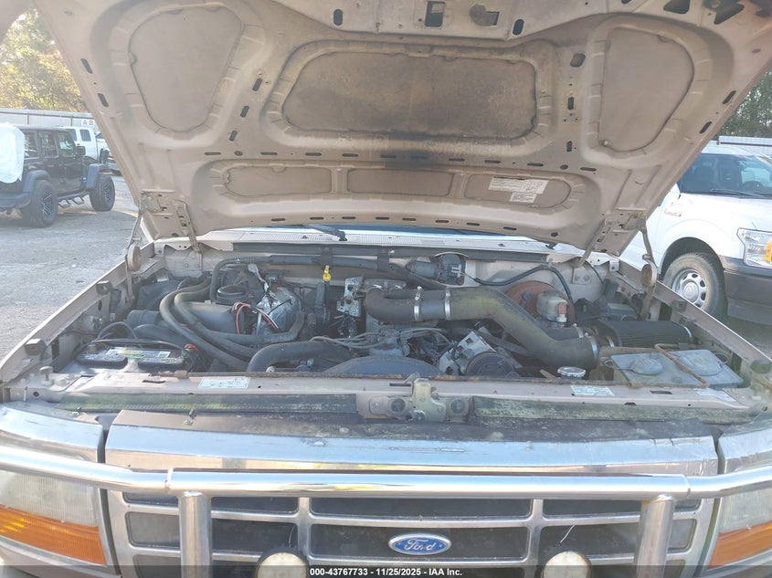 1997 Ford F-350 Xl VIN: 1FTJW35G0VED01730 Lot: 43767733