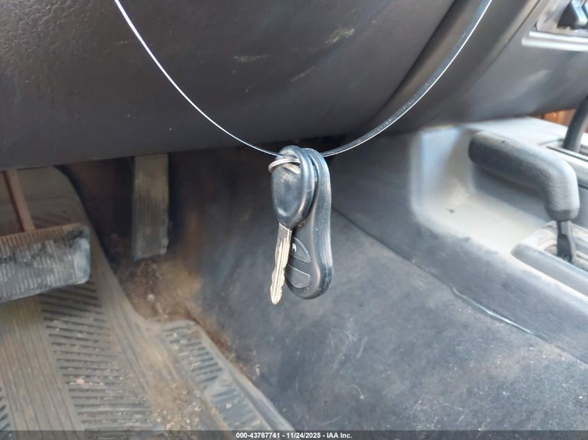 2001 Jeep Cherokee Sport VIN: 1J4FF48S71L624183 Lot: 43767741