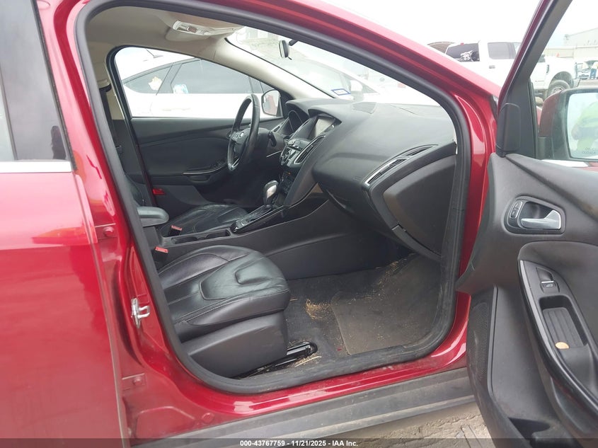 1FADP3N22FL356827 2015 FORD FOCUS photo no. 5