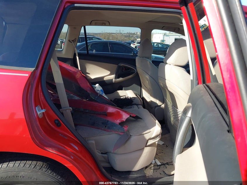 JTMBD31V365029352 2006 TOYOTA RAV 4 photo no. 8