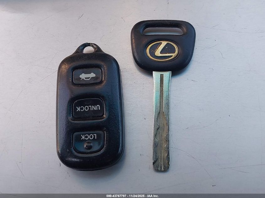 1997 Lexus Es 300 VIN: JT8BF22GXV0011008 Lot: 43767797