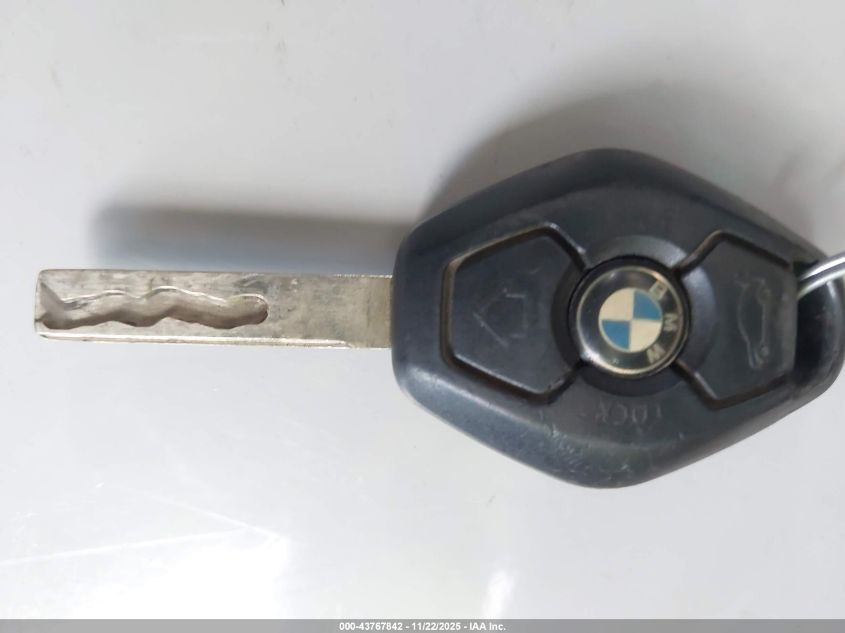 2006 BMW 330Ci VIN: WBABW53486PZ42636 Lot: 43767842