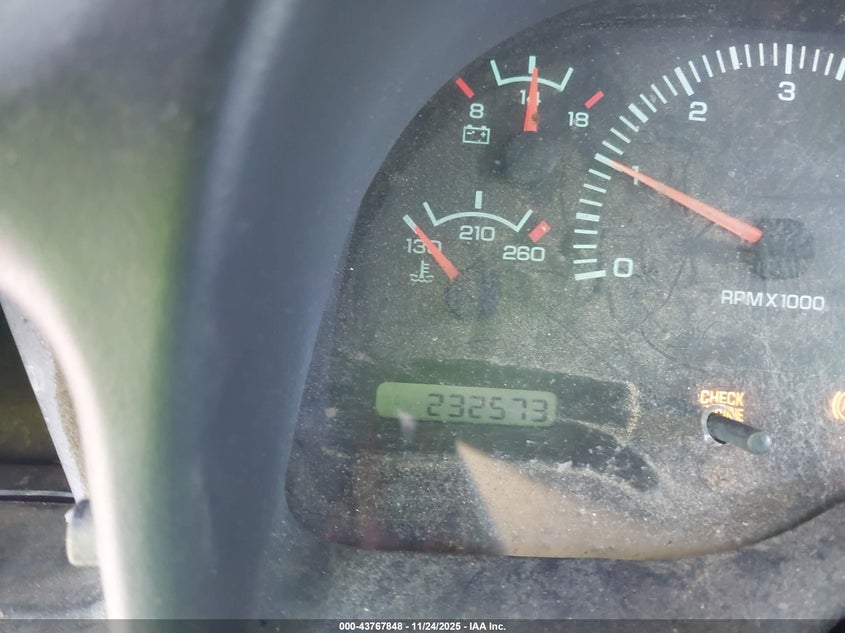 1998 Dodge Ram 1500 St VIN: 1B7HC16Y9WS739989 Lot: 43767848