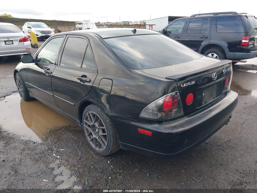 JTHBD192220049564 2002 LEXUS IS photo no. 3